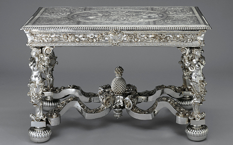 pineapple table William II